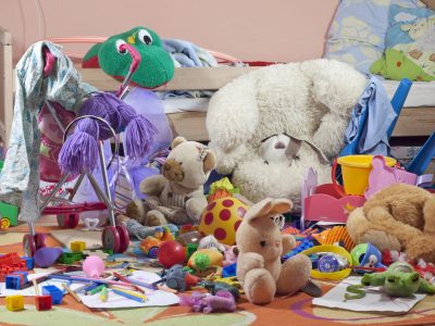 The Great Babysitter Debate: To Clean or Not to Clean? (image courtesy Deposit Photos)