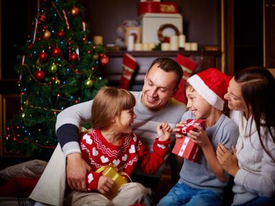 How to Manage Christmas Stress as a Busy Parent (image courtesy Deposit Photos)